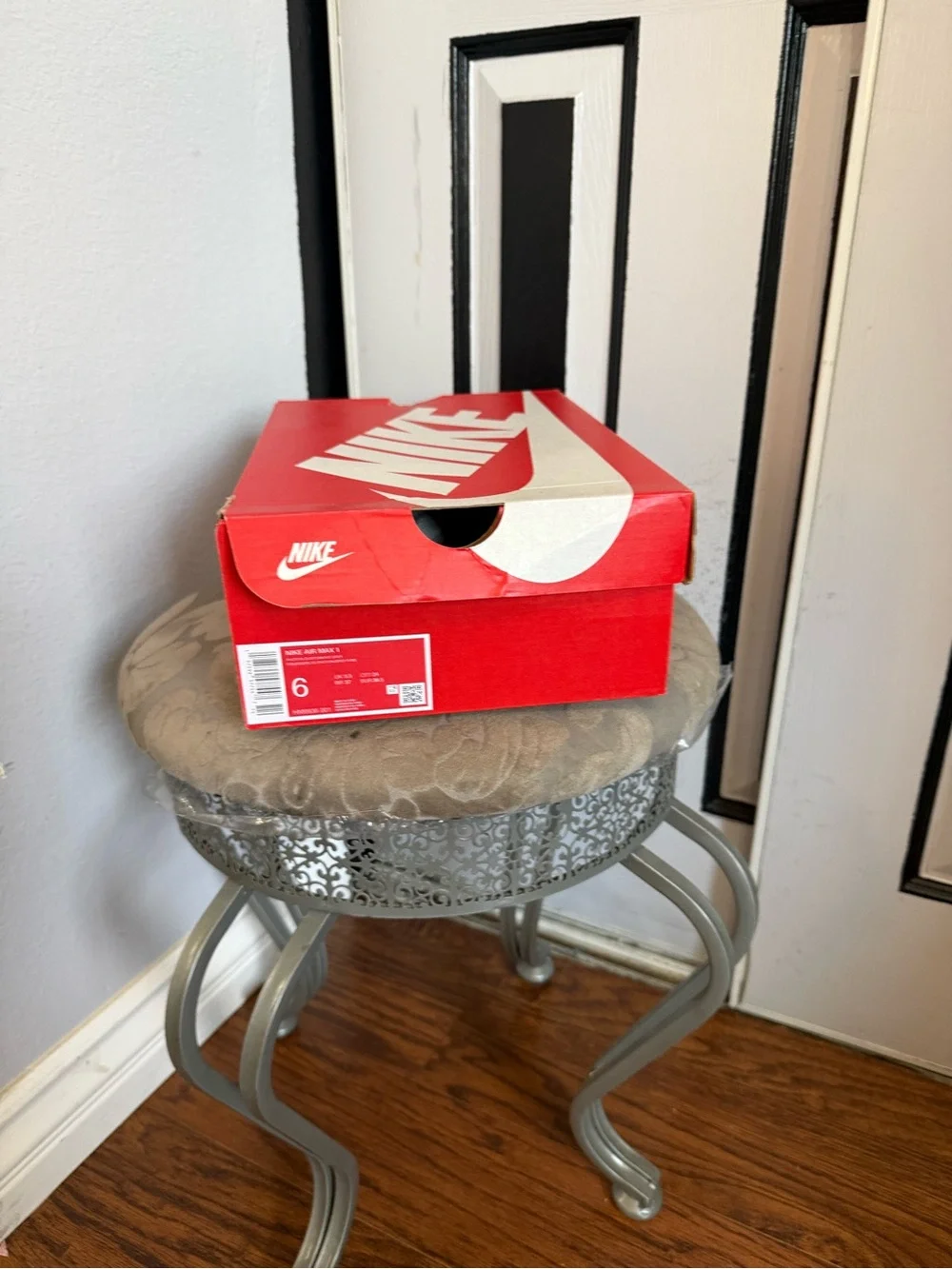 Nike Kids White and Gray Low Top Sneakers